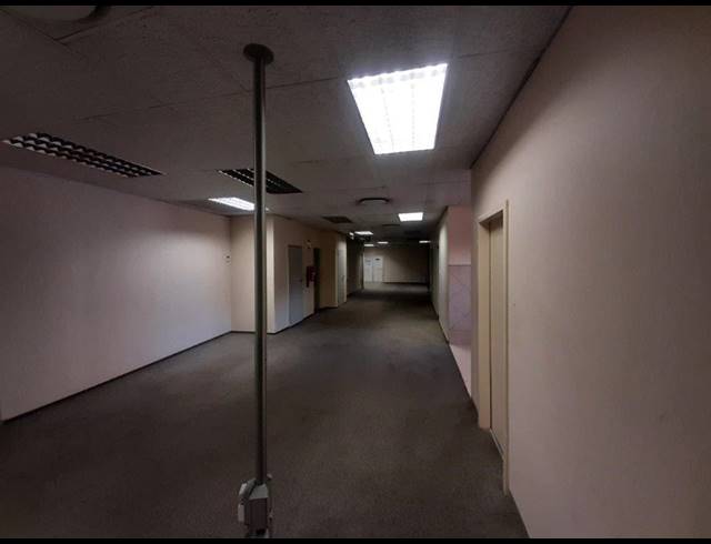 1,018M² BUILDING FOR SALE IN BO-DORP